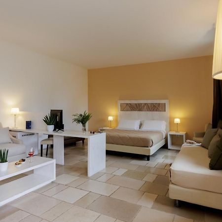 Masseria Corda Di Lana Hotel & Resort Torre Lapillo Exteriör bild