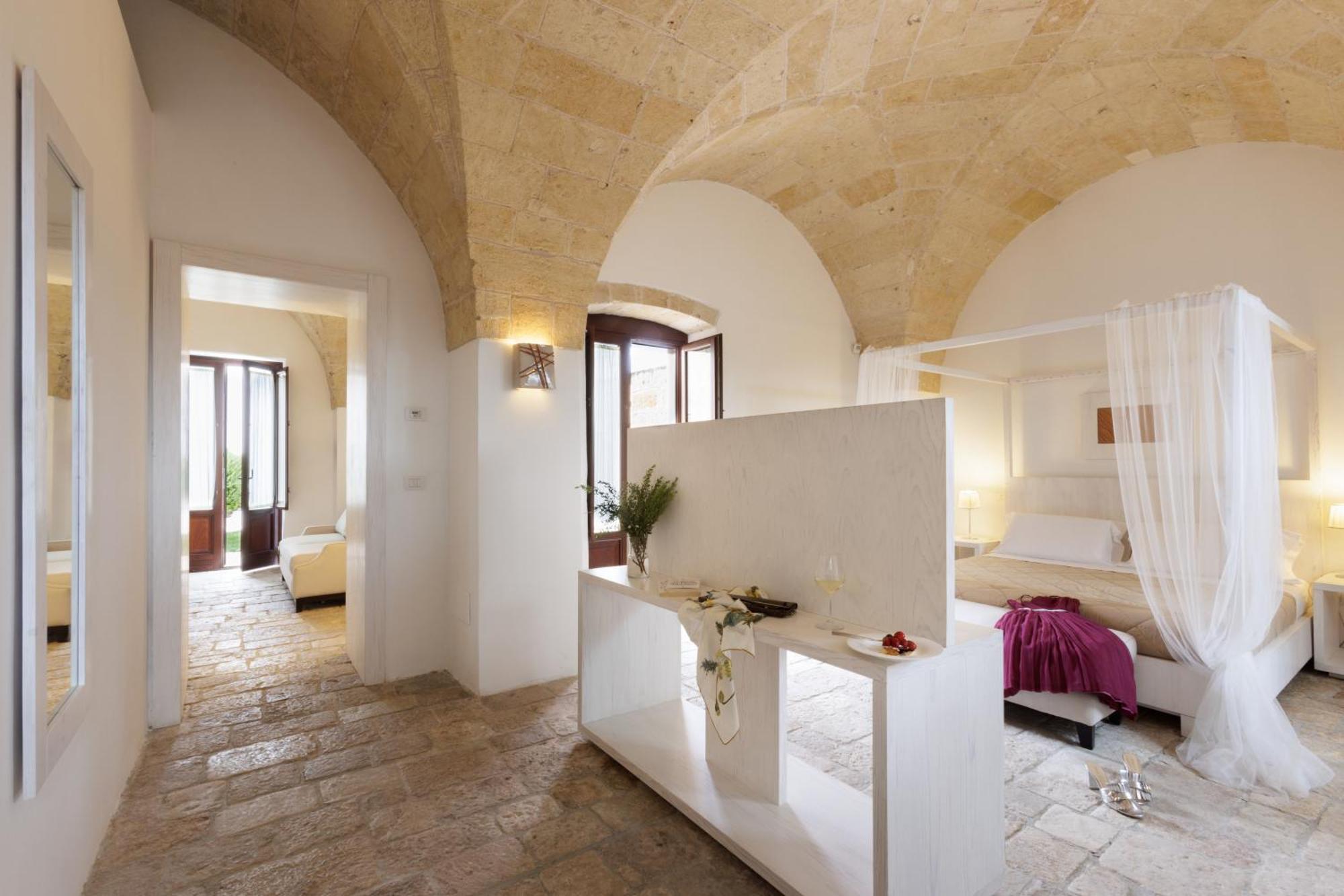 Masseria Corda Di Lana Hotel & Resort Torre Lapillo Exteriör bild