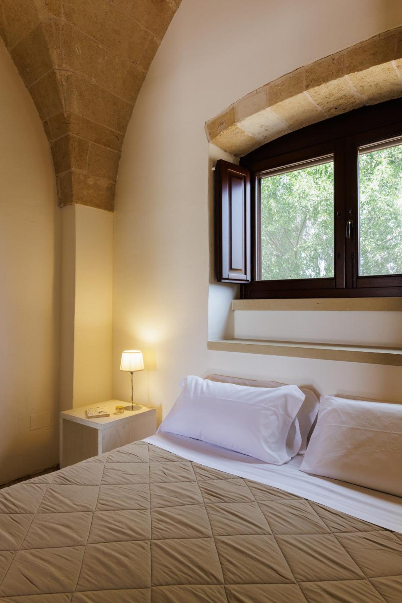 Masseria Corda Di Lana Hotel & Resort Torre Lapillo Rum bild